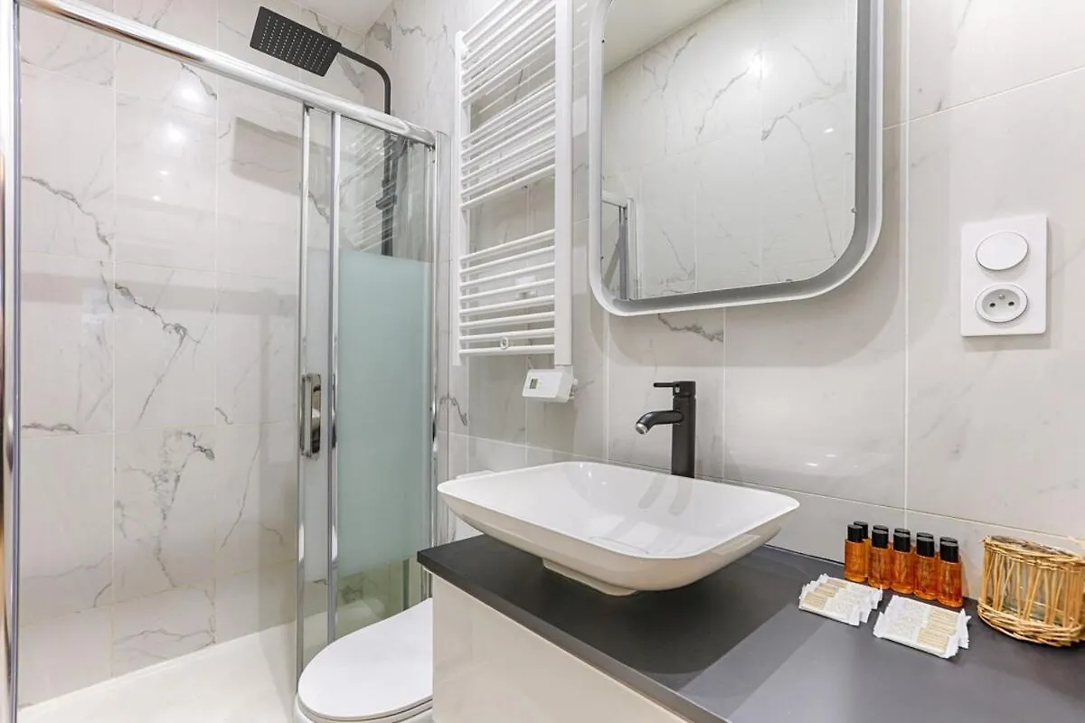 Paris Montmartre Sacre Coeur Superb Duplex Apartment